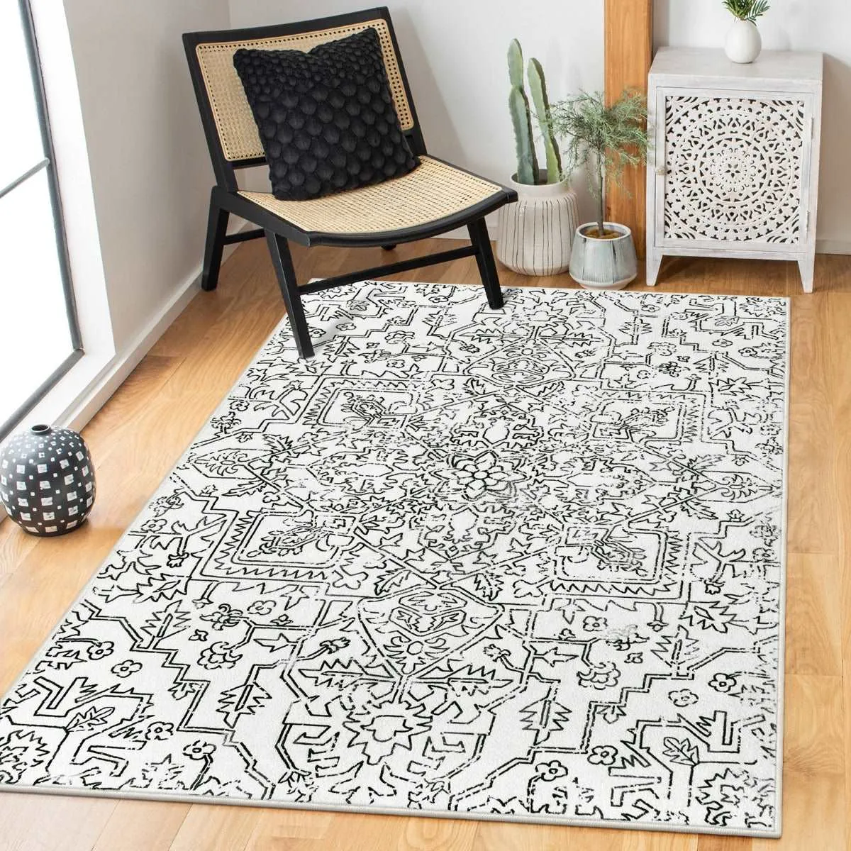 Alarie Modern Vintage Medallion Distressed Ornate Black Area Rug