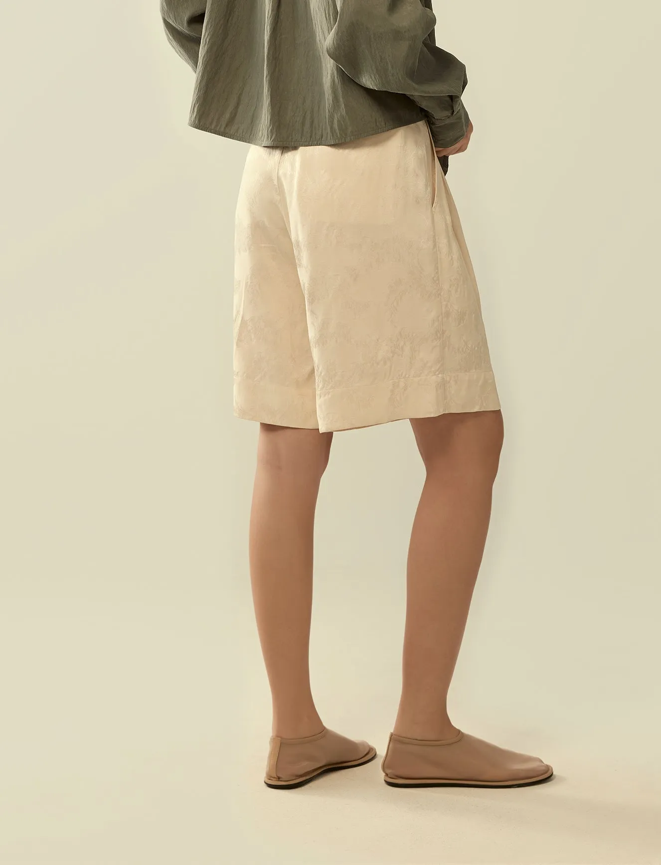 brocade tailored berms