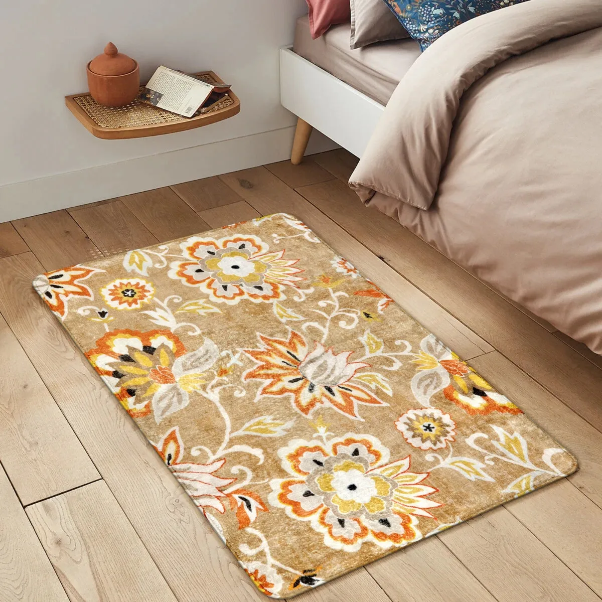 Cloris Paisley Modern Bright Floral Light Tan Area Rug