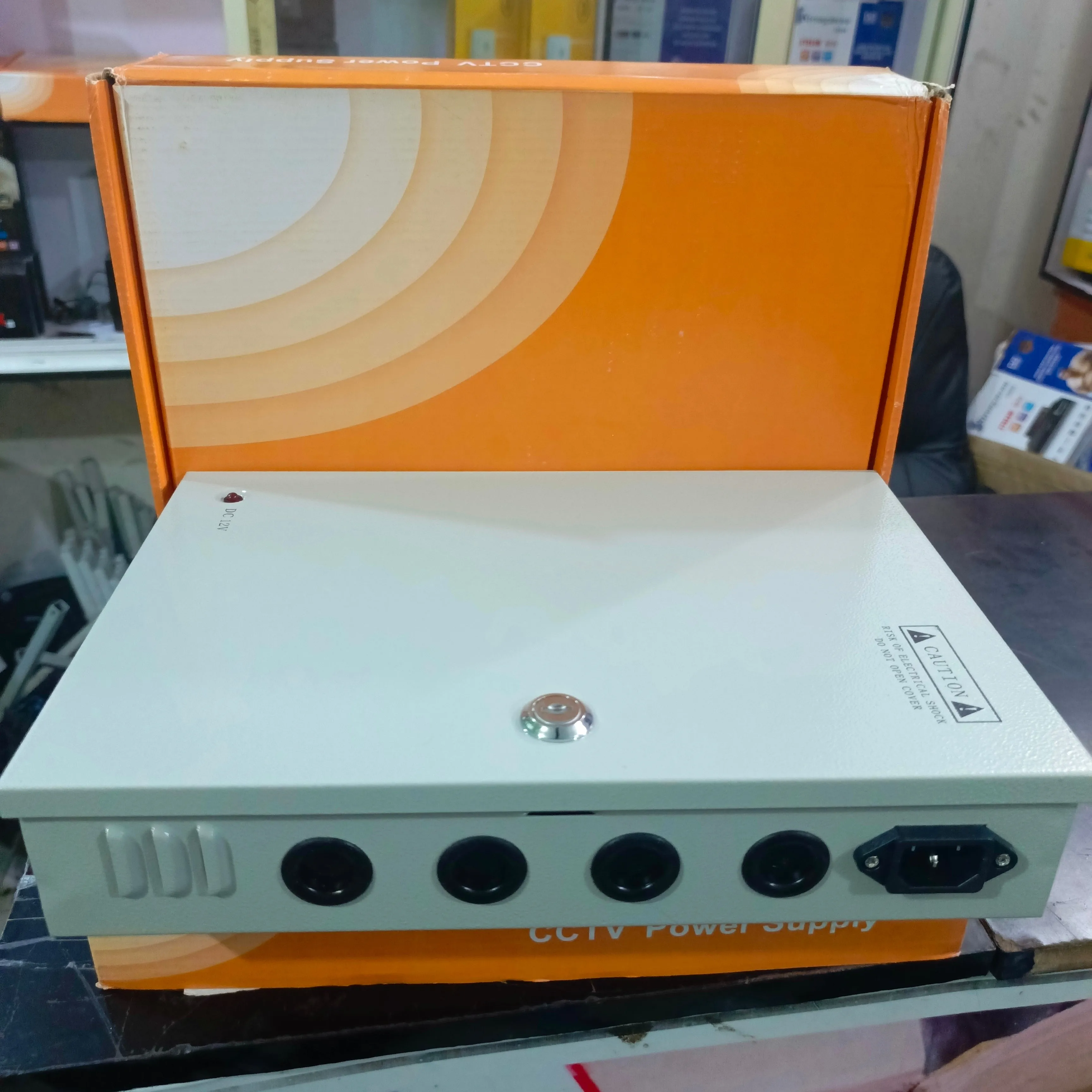 GENERIC 16-Way CCTV Power Supply Box - Brand New