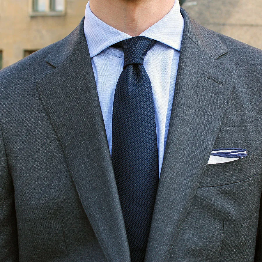 Irish Linen Shoestring Pocket Square - White / Navy