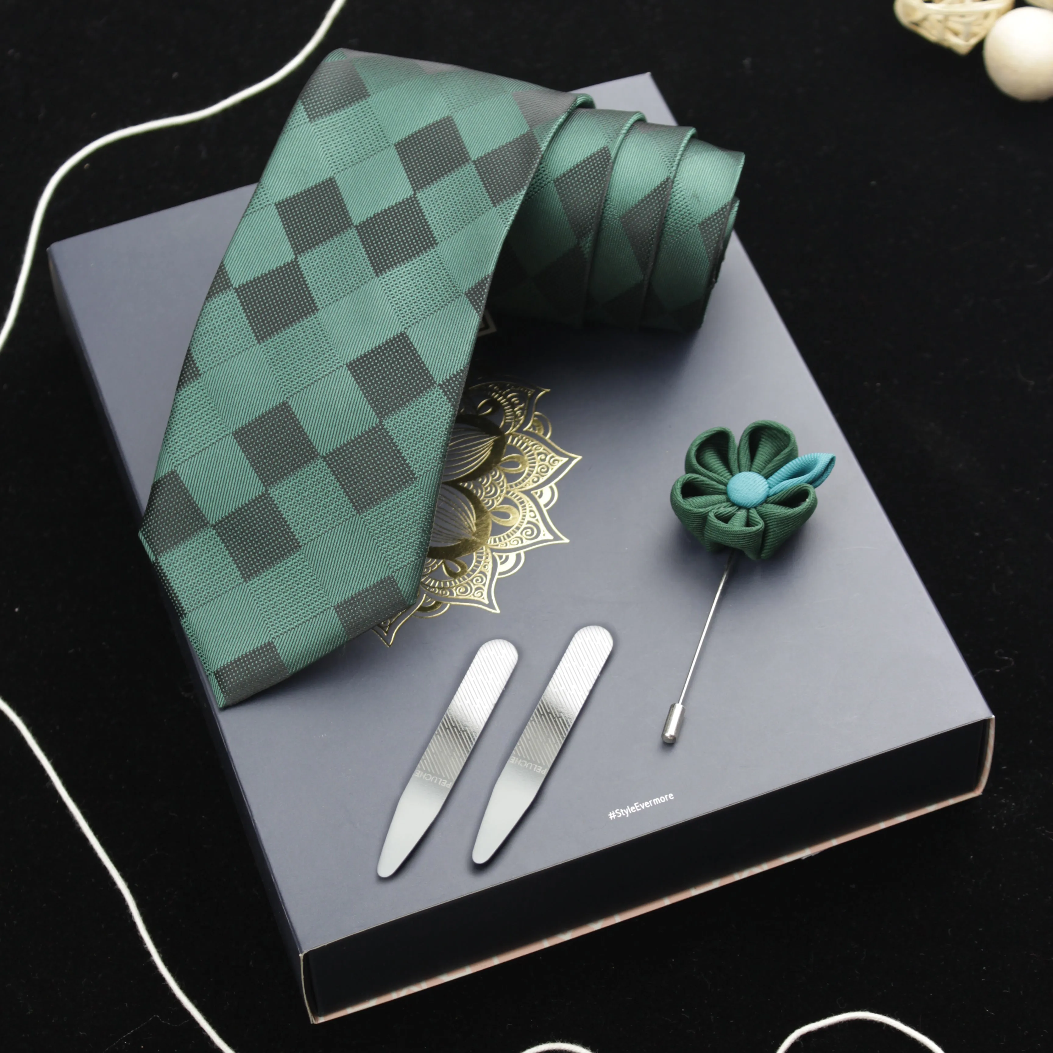 Peluche The Green Orchid Gift Box for Men