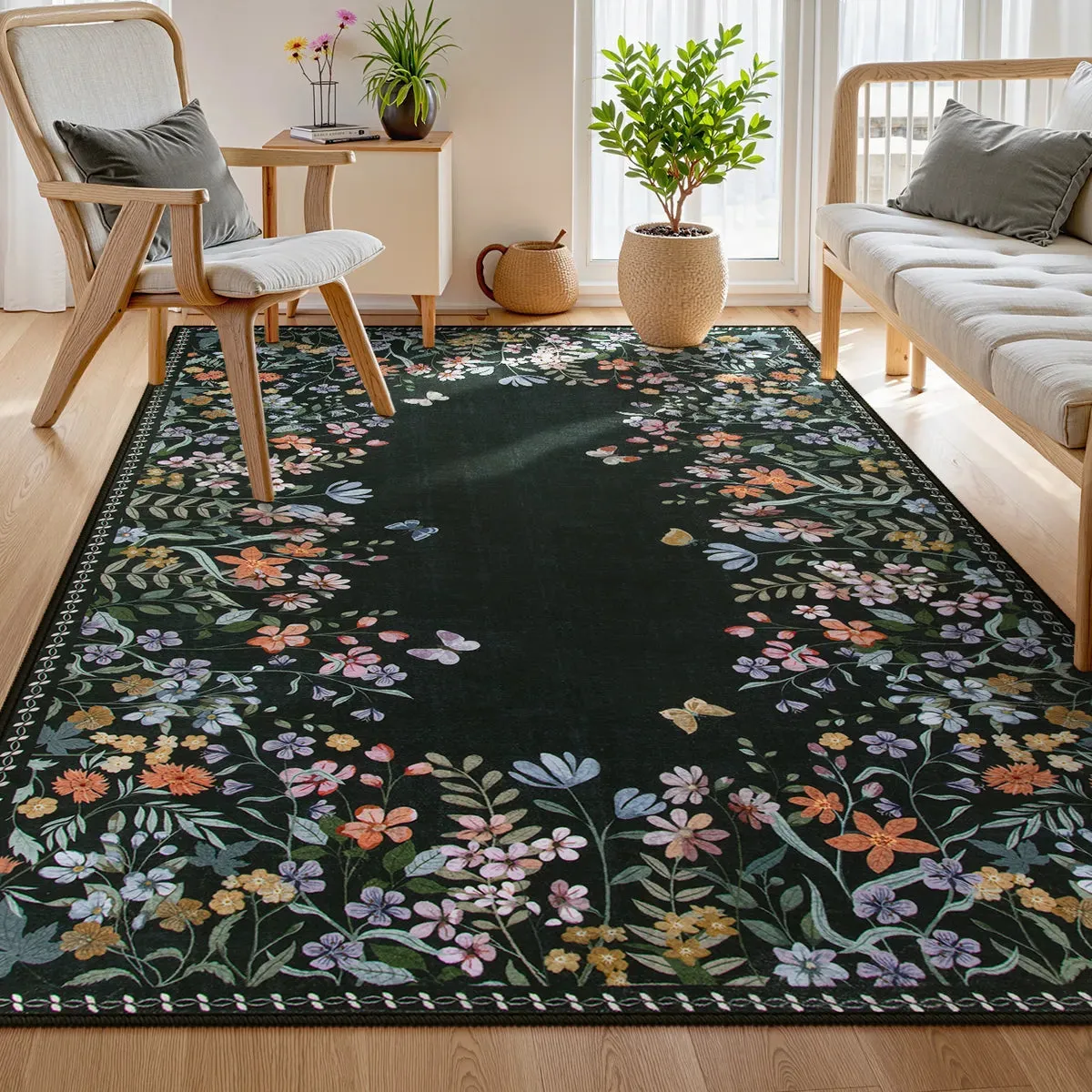 Solene Modern Blooming Floral Garden Black Area Rug