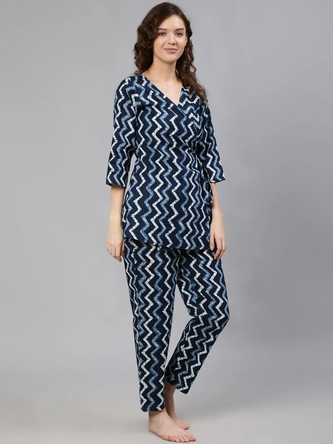 Women Navy Blue Zig-Zac Wrap Round Night Suit